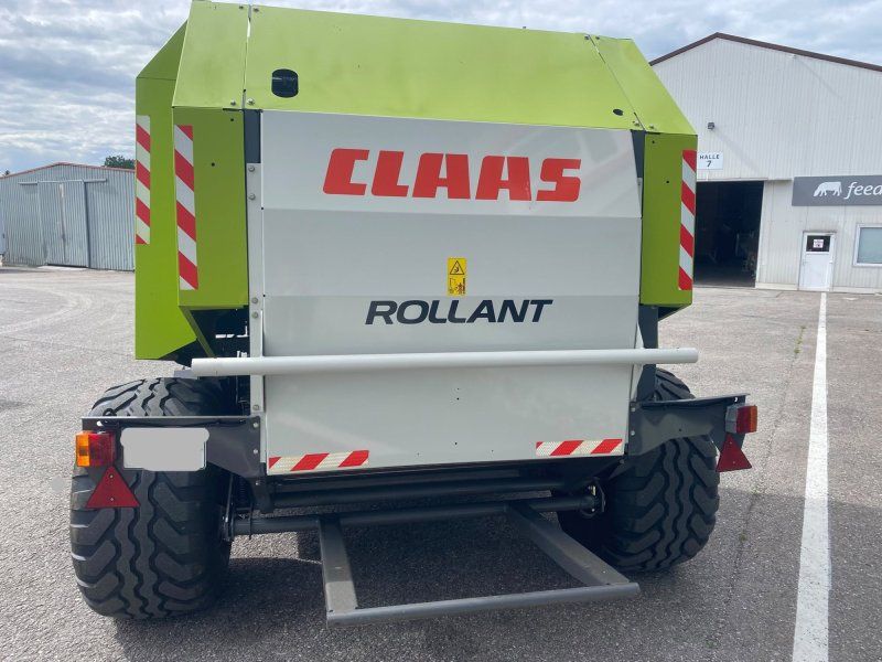 Claas Rollant 340 RC