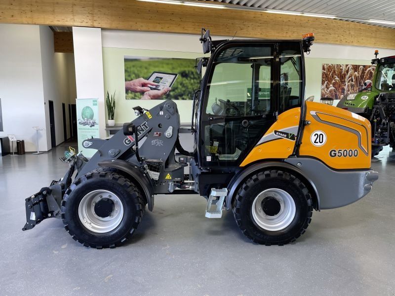 Giant G5000