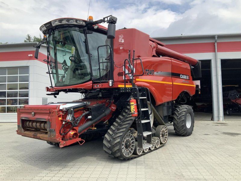 Case IH Axial 7240