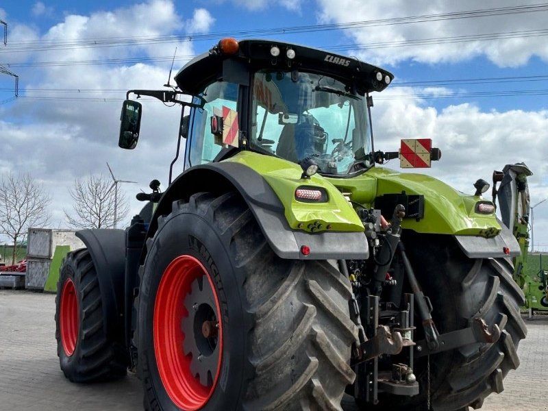 Claas Axion 950