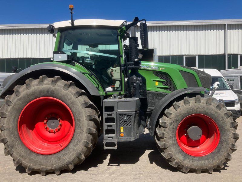 Fendt 826 Vario S4 PowerPlus