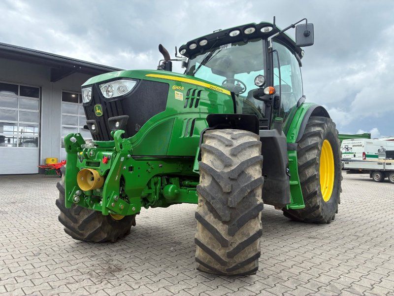 John Deere 6145R