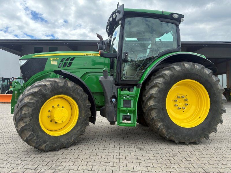 John Deere 6145R
