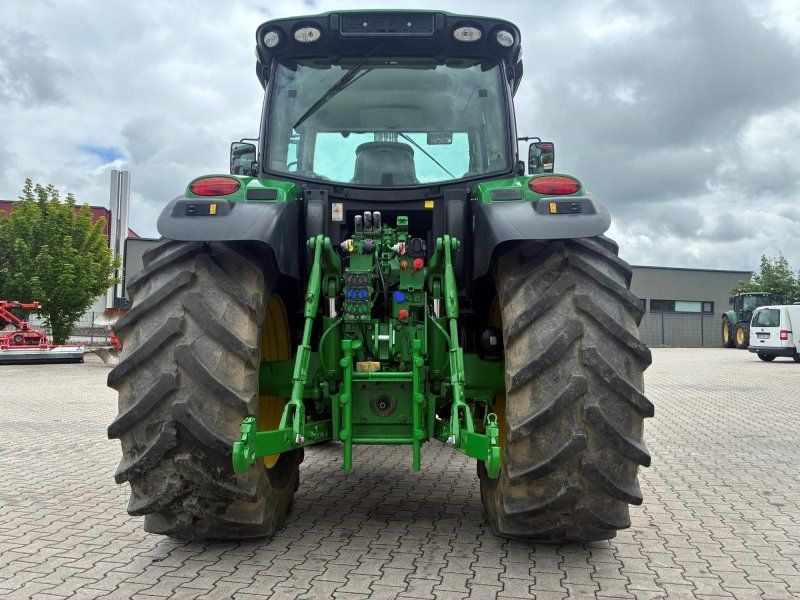 John Deere 6145R