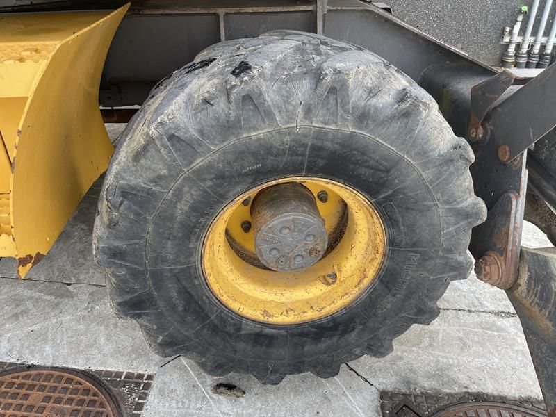 Volvo EW 140 B