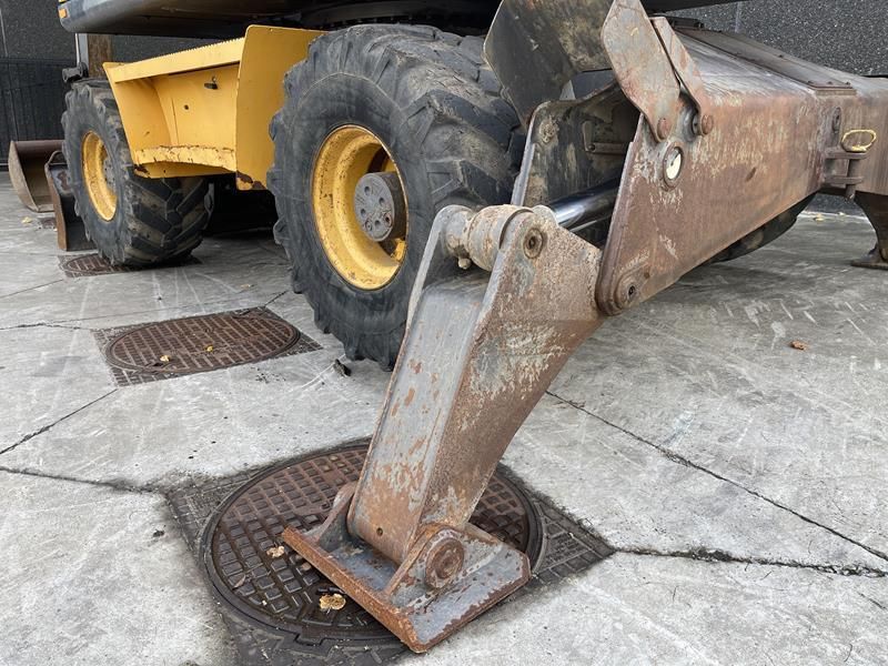 Volvo EW 140 B