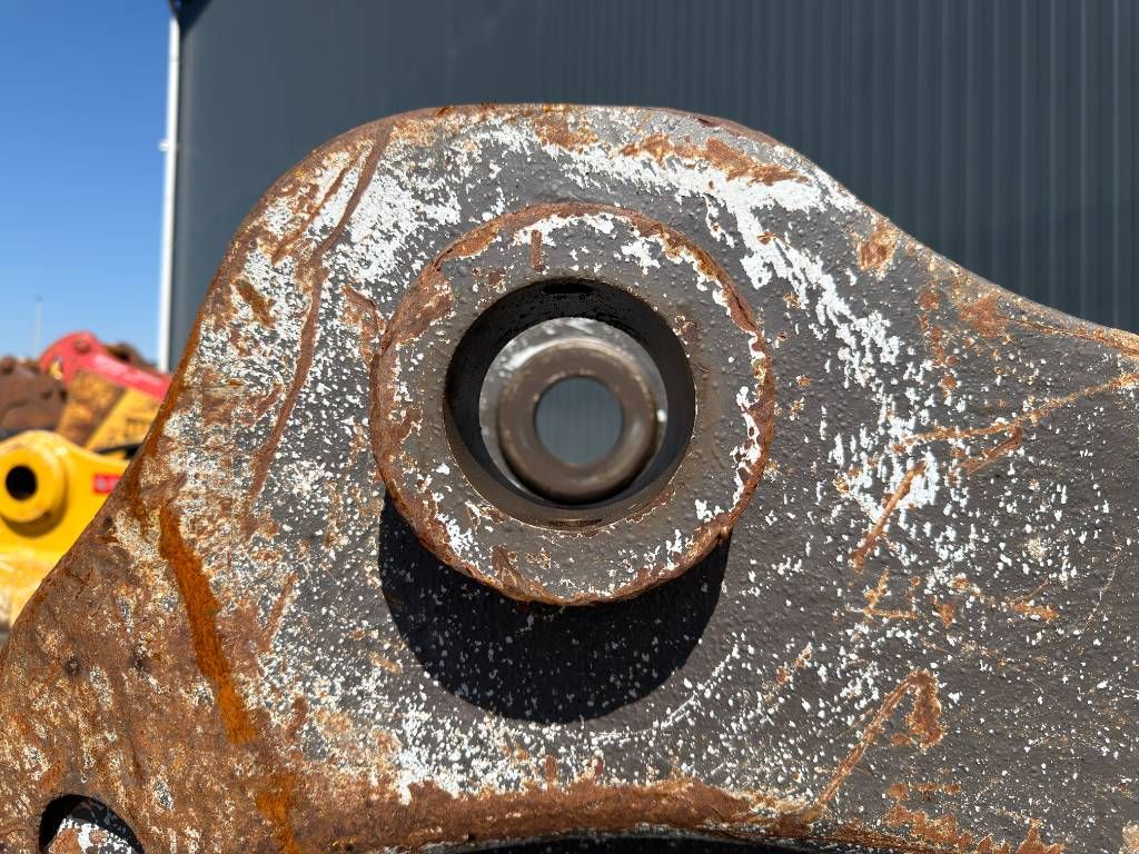 Miller EC290 / EC300 Geith