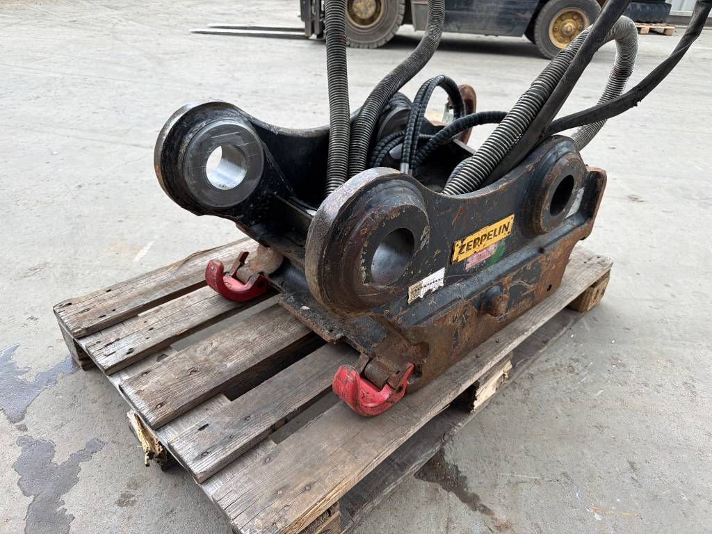 OilQuick OQ70/55 - 329D / 329E / 330F
