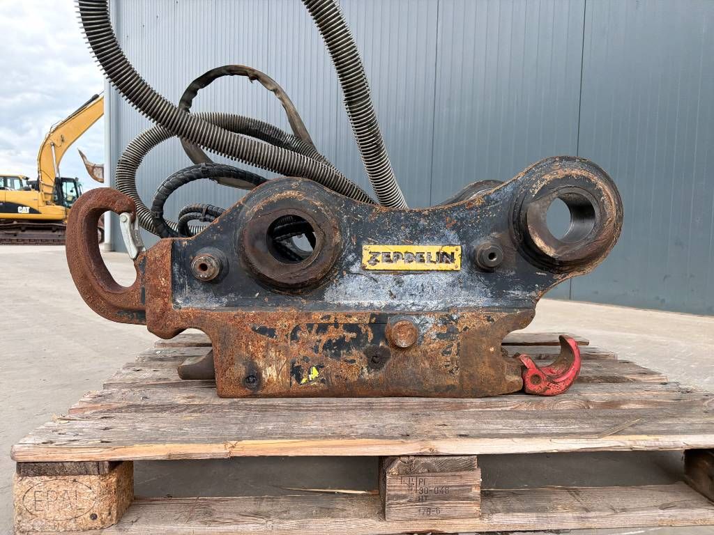 OilQuick OQ70/55 - 329D / 329E / 330F