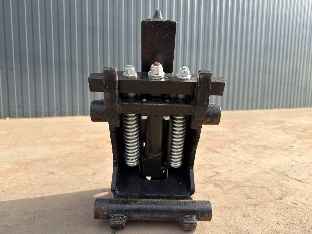 Verachtert CW05 - Caterpillar 302
