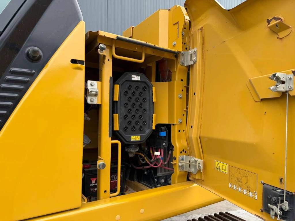 CAT 330 07B