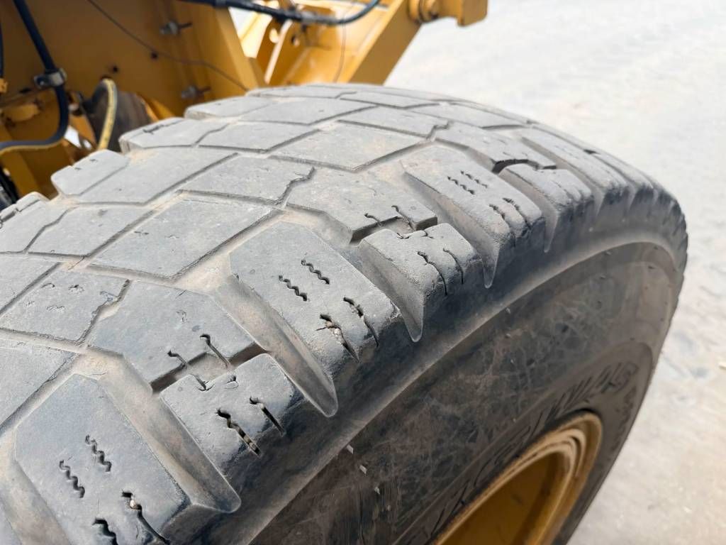 CAT 140M3