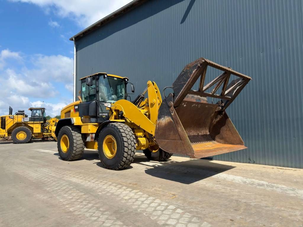 CAT 930K