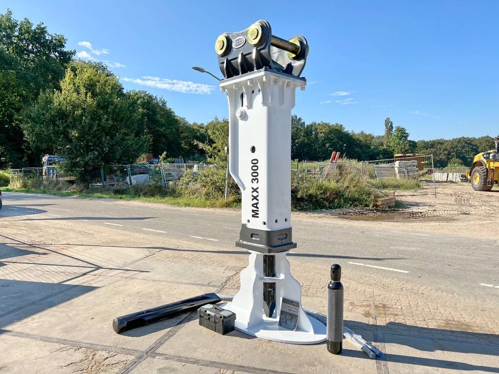 Maxx 3000 hammer / 27-40 Ton / Hydraulic Breaker /