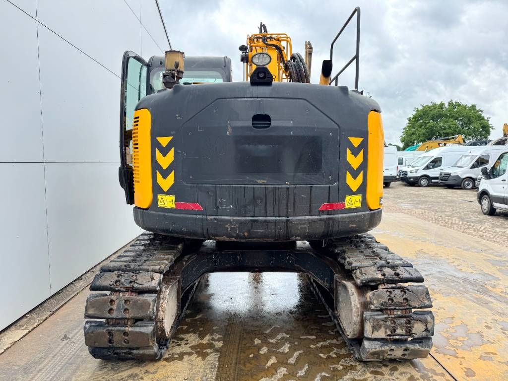 JCB JZ141LC - Automatic Greasing / Quick Coupler