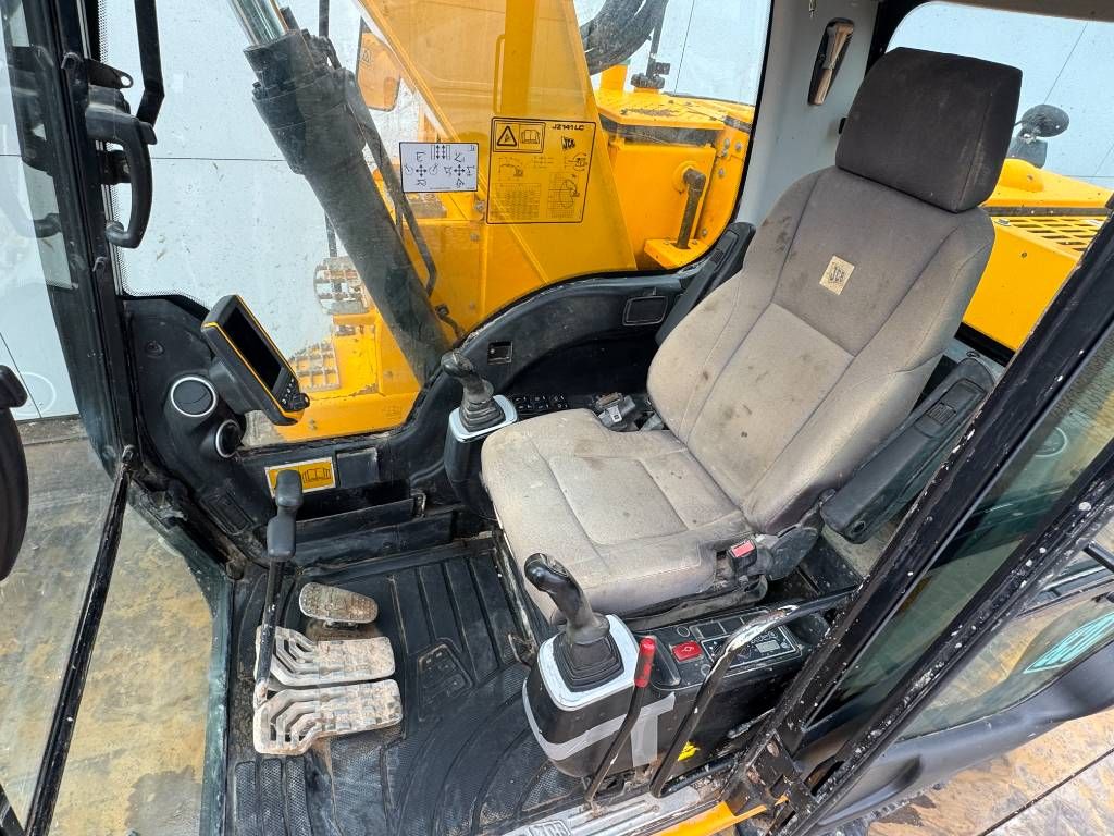 JCB JZ141LC - Automatic Greasing / Quick Coupler