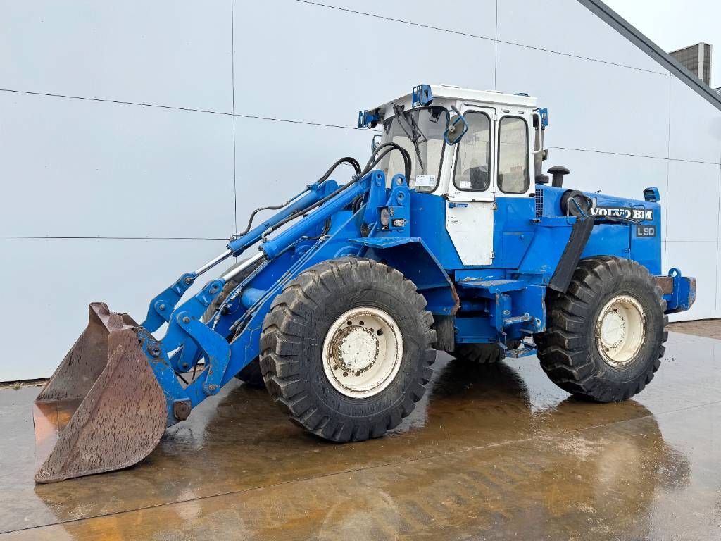 Volvo BM4400 - 3rd Function / 2 Buckets Included!