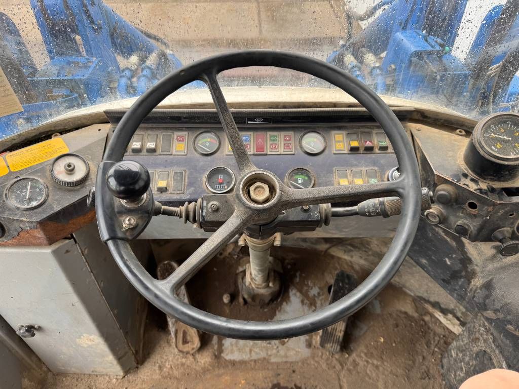 Volvo BM4400 - 3rd Function / 2 Buckets Included!