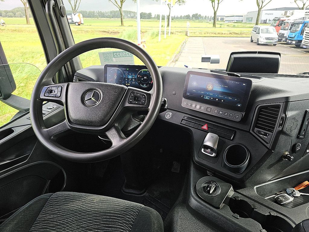 MERCEDES-BENZ AROCS 2646 6x4 meiller bordmat.