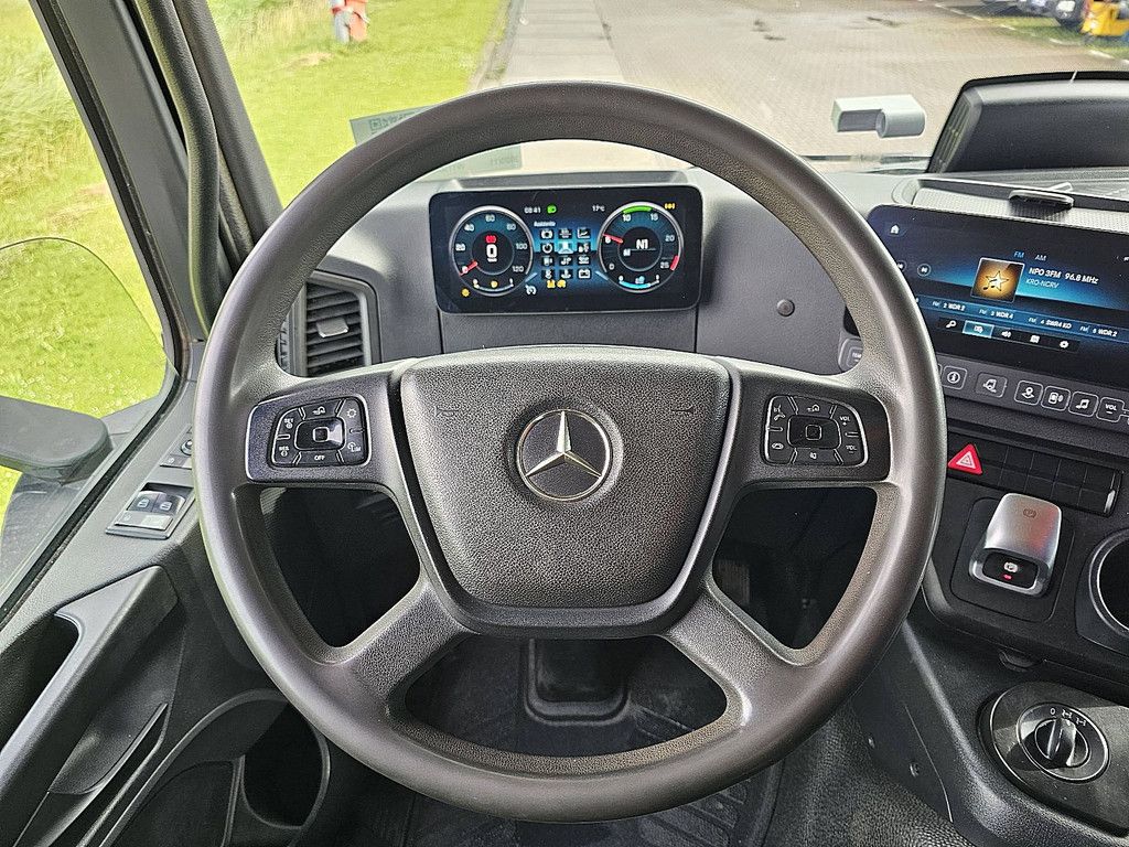 MERCEDES-BENZ AROCS 2646 6x4 meiller bordmat.