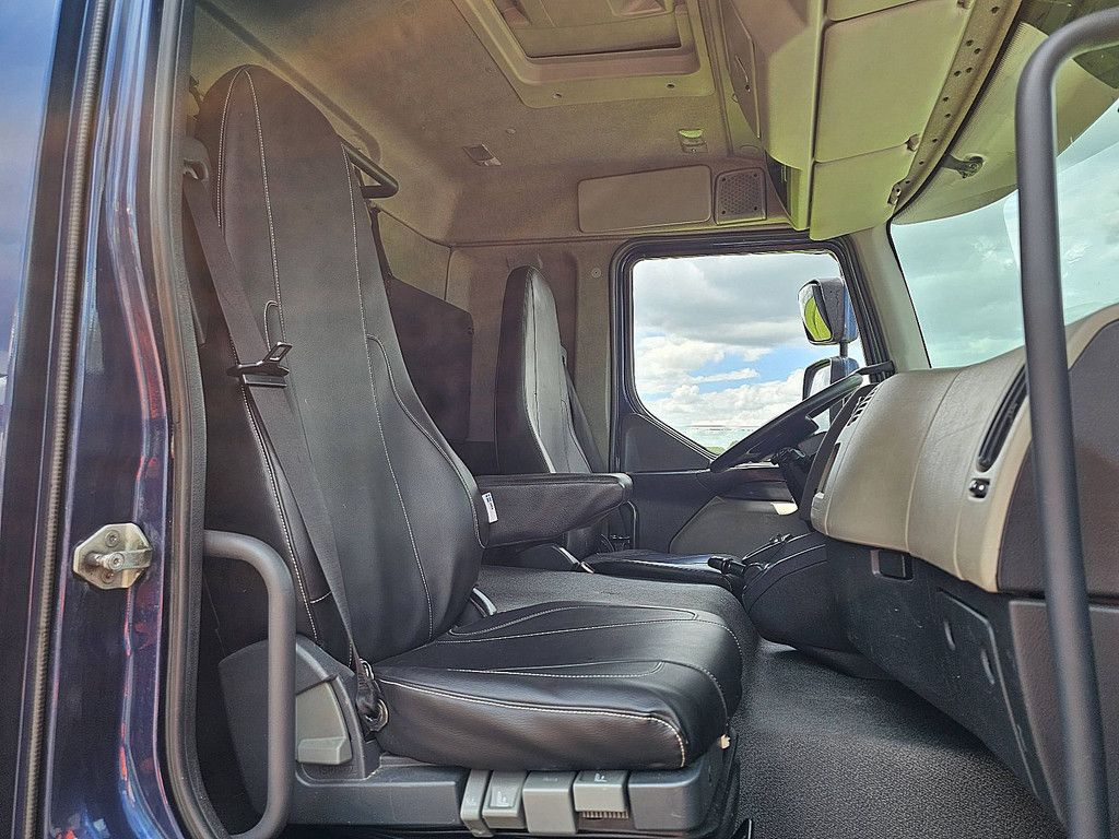 RENAULT MIDLUM 220.12