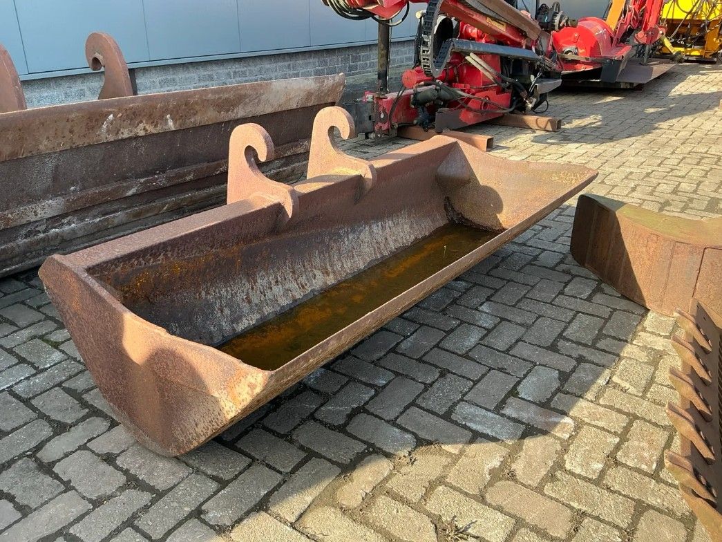 Diverse aanbouwdelen CW30 Eurokoppeling Fem Volvo