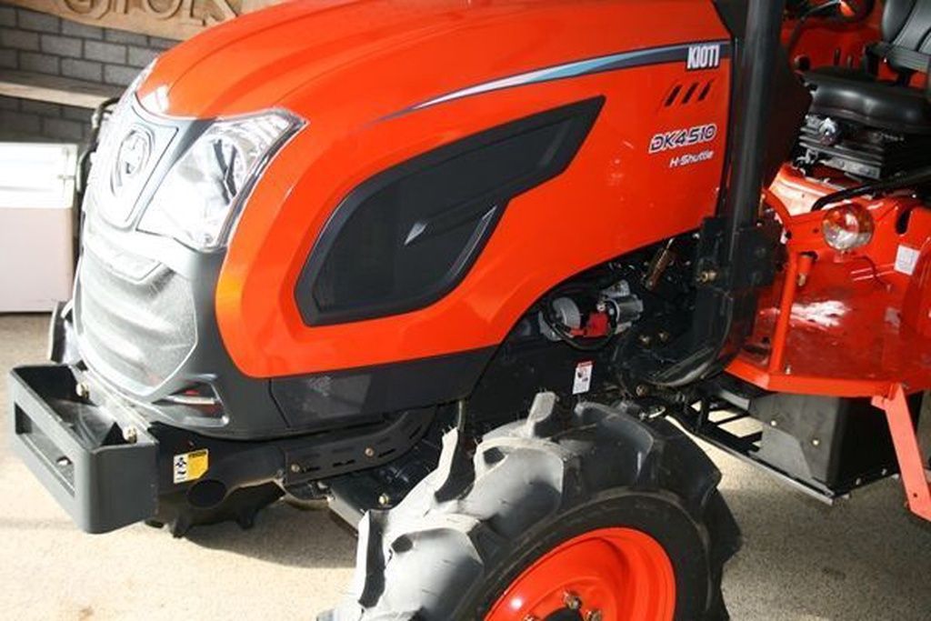 KIOTI DK5020 NHS 4wd tractor 50 pk aktie uitverkoop !!
