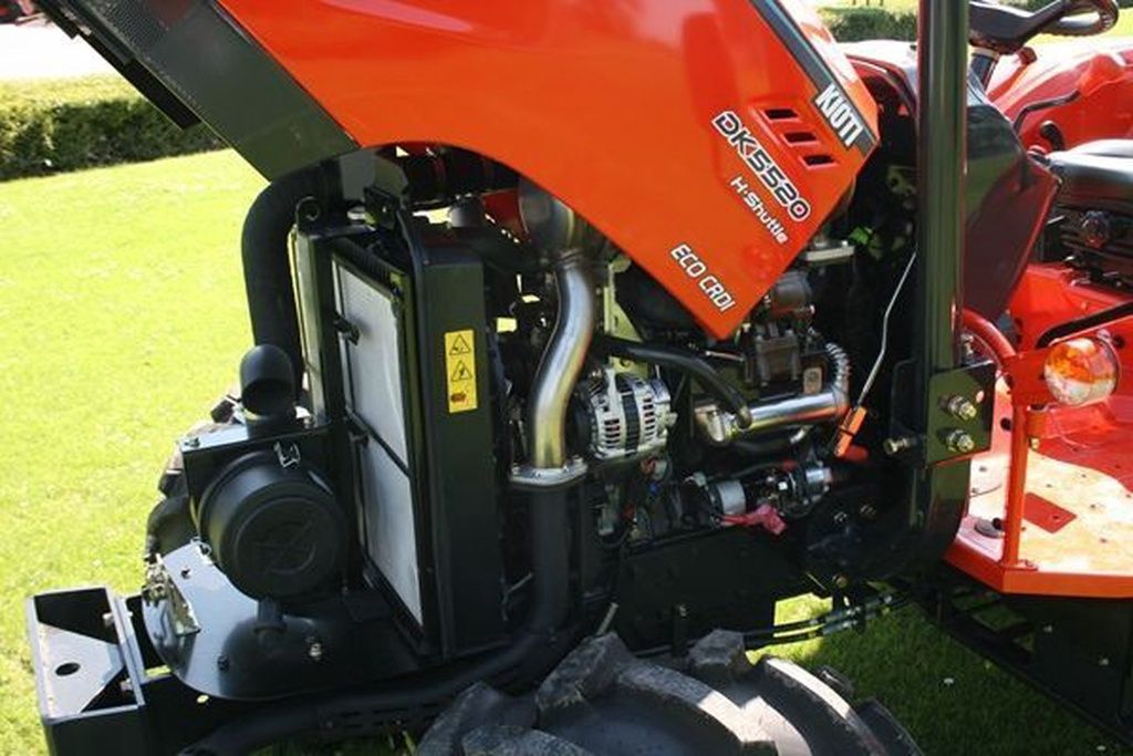 KIOTI DK5020 NHS 4wd tractor 50 pk aktie uitverkoop !!