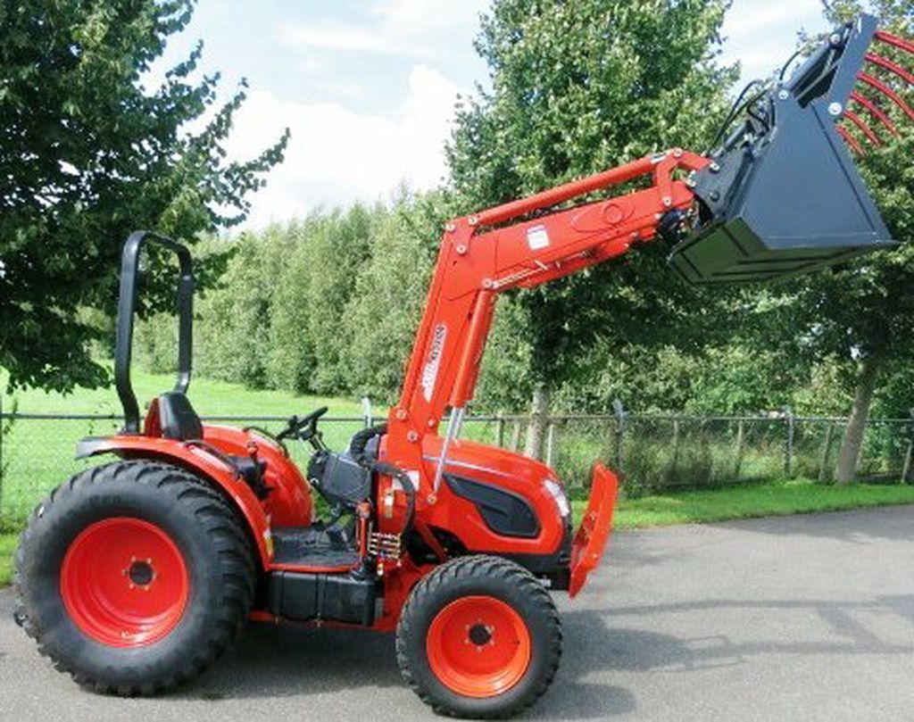 Aktie kioti traktoren DK4520 DK5020 NHS speciale aanbieding
