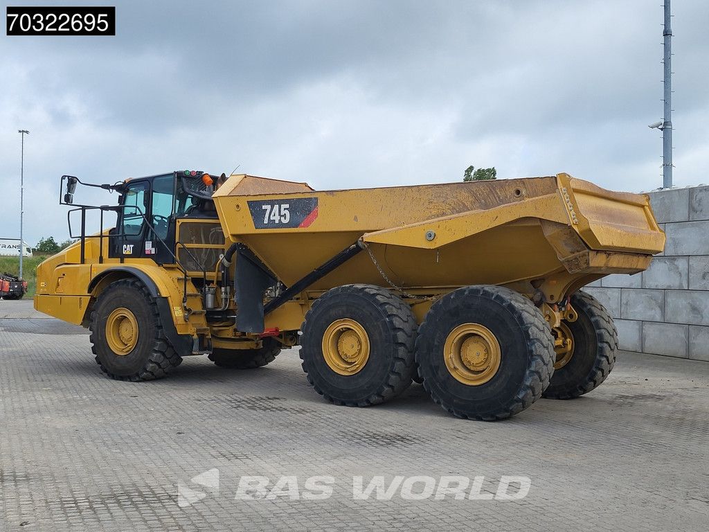 Caterpillar 745 -04A Tail gate