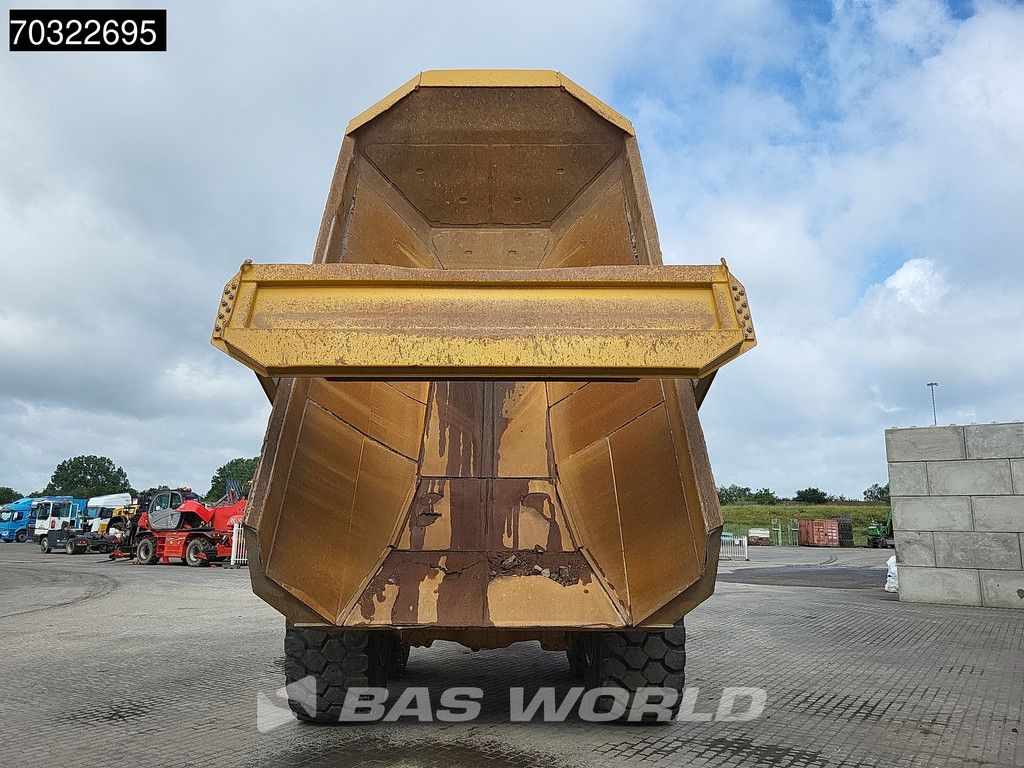 Caterpillar 745 -04A Tail gate