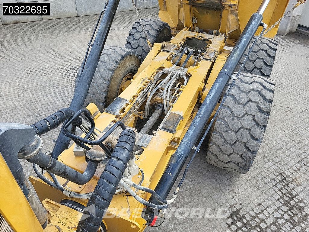 Caterpillar 745 -04A Tail gate