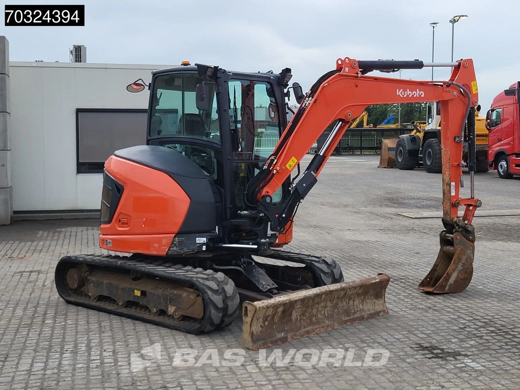 Kubota U50 -5
