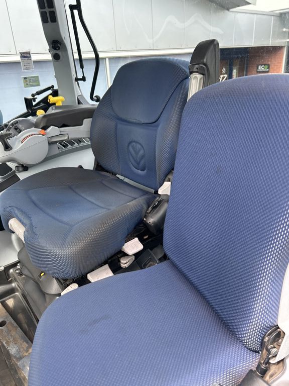 New Holland T6.125S