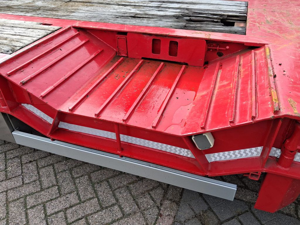 GS Diepladeroprijwagen 28 ton Bladgeveerd hydro rampen