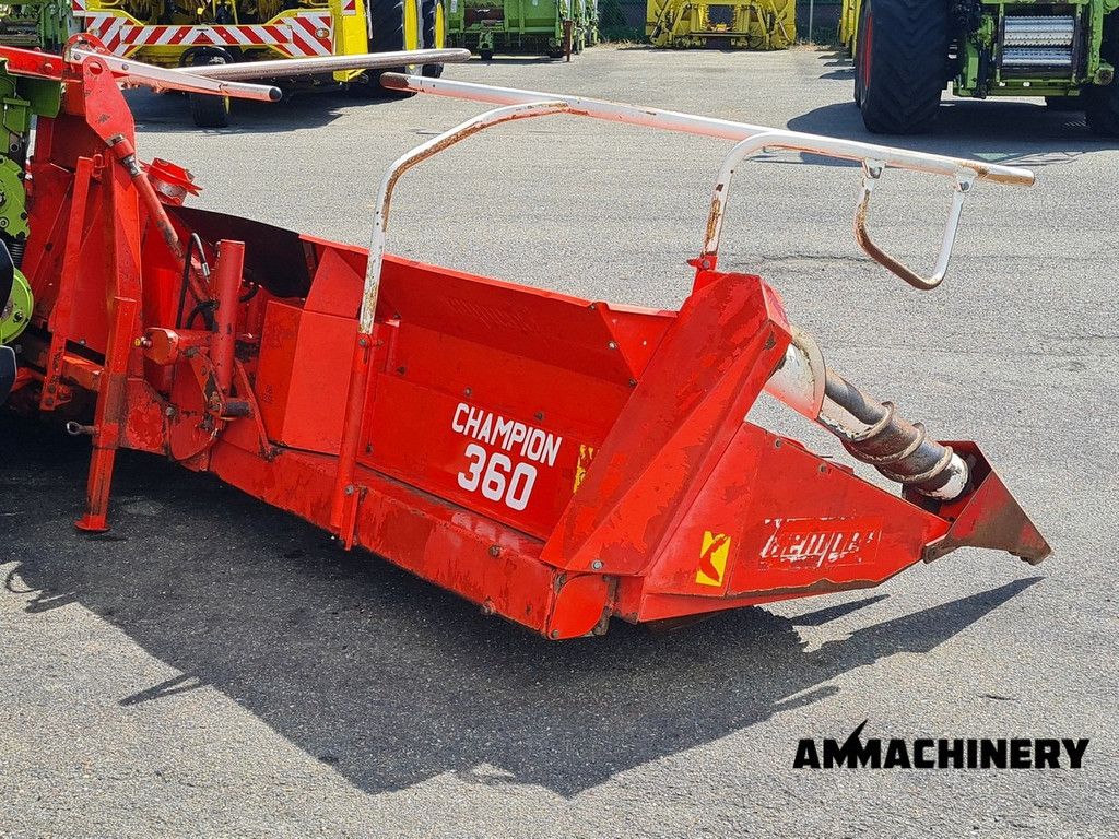 Kemper 360 fits Claas