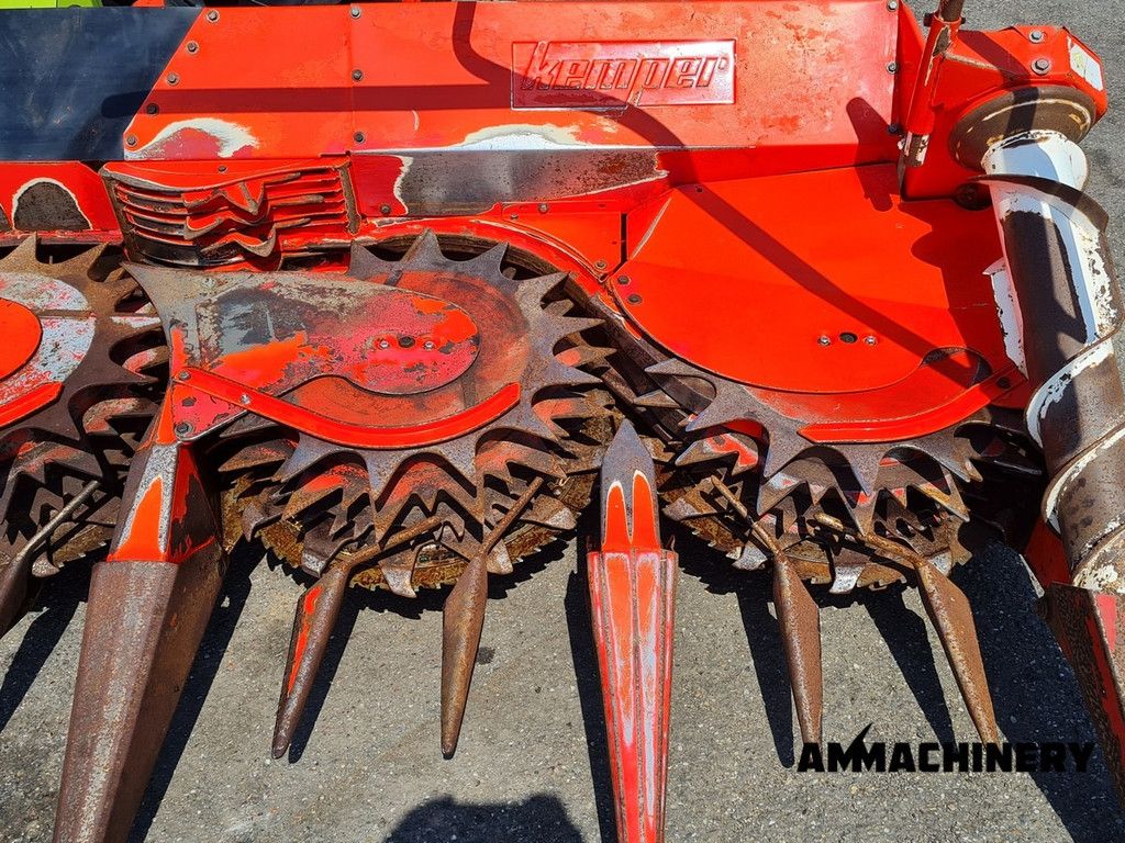Kemper 360 fits Claas