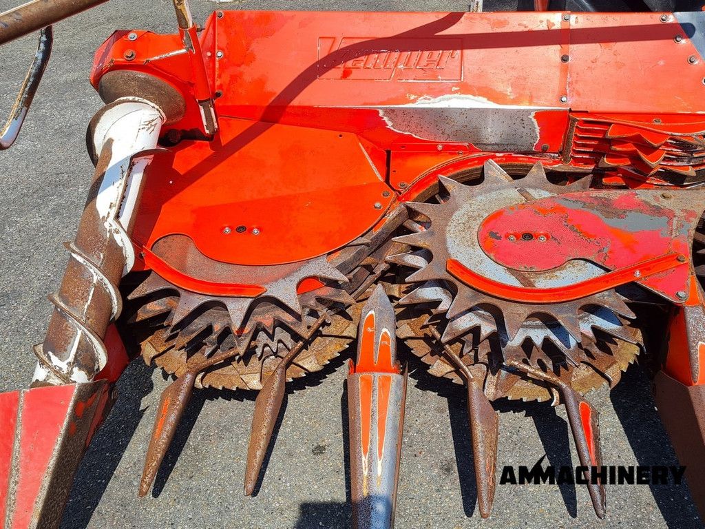 Kemper 360 fits Claas