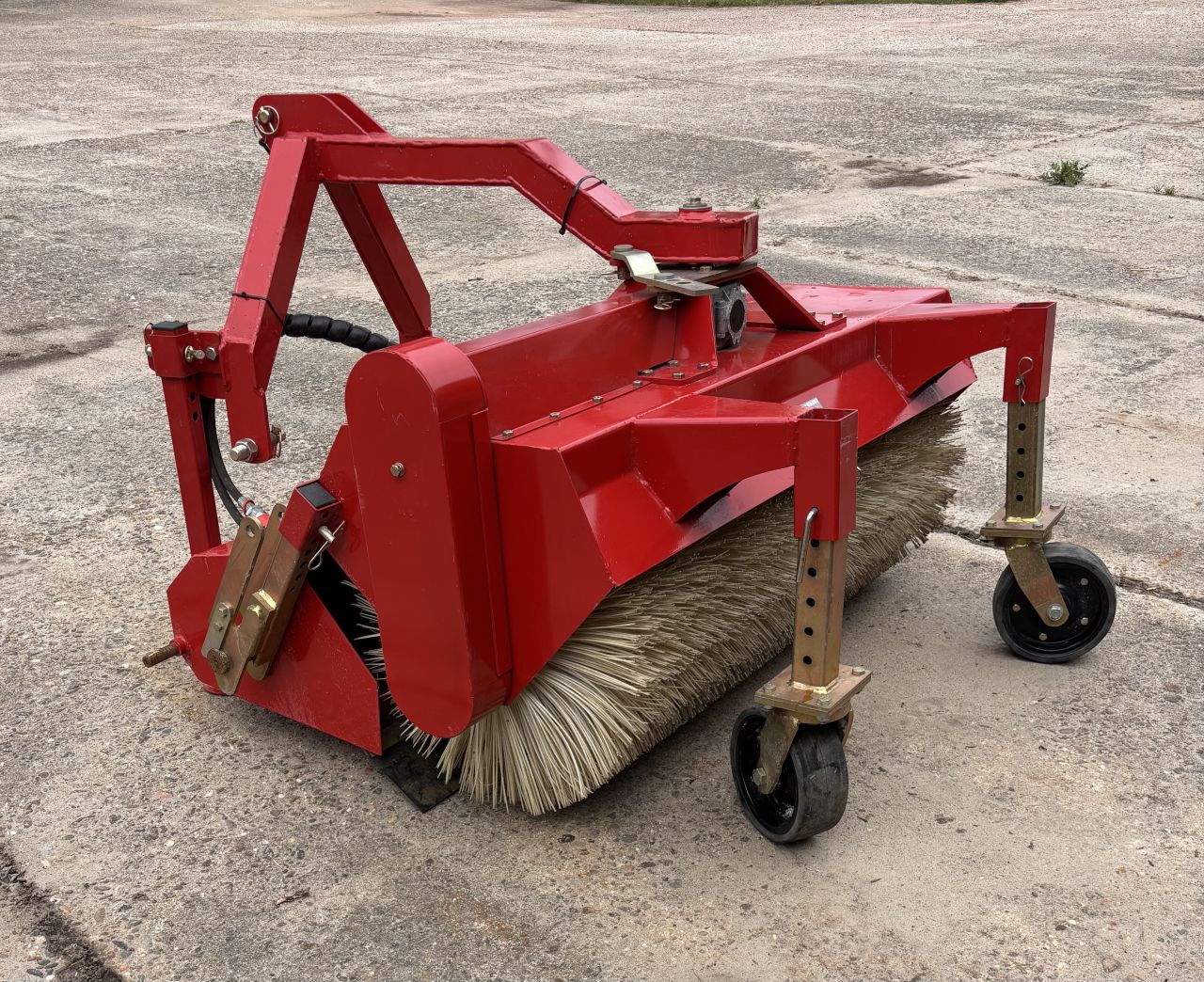 Veegmachine 125 cm met opvangbak - hoekverstelling - nieuwstaat