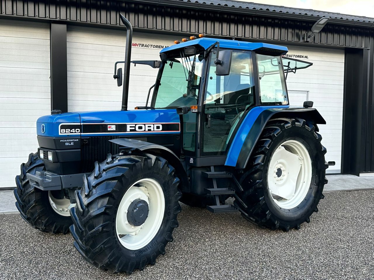 Ford 8240 SLE