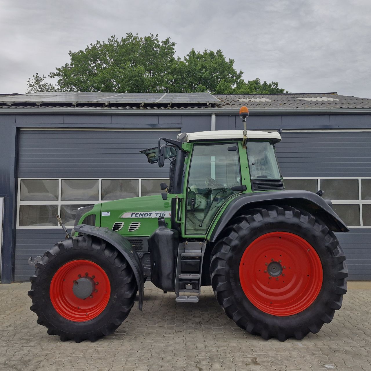 Fendt 716 com 3