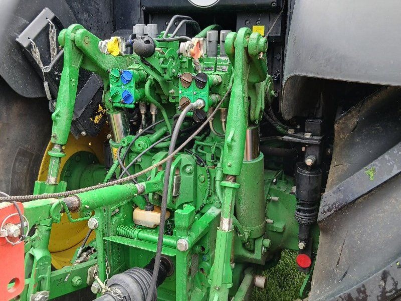 John Deere 6155M