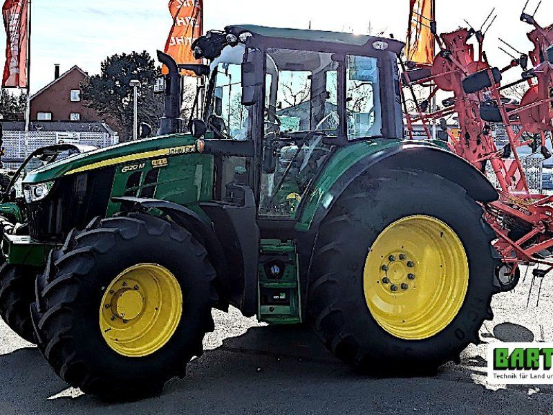 John Deere 6120M