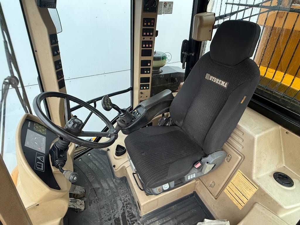 Hydrema 912ES - Tilt + Rotate / CE Certified