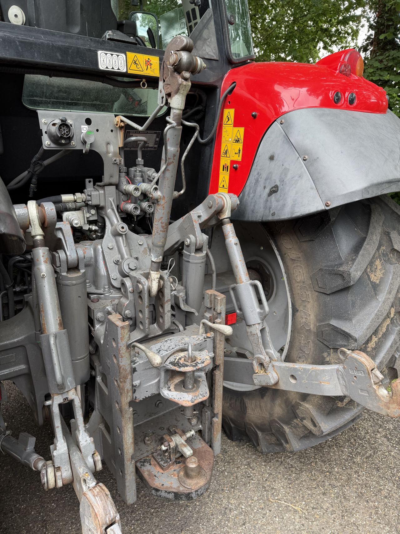 Massey Ferguson 5445 Dyna 4