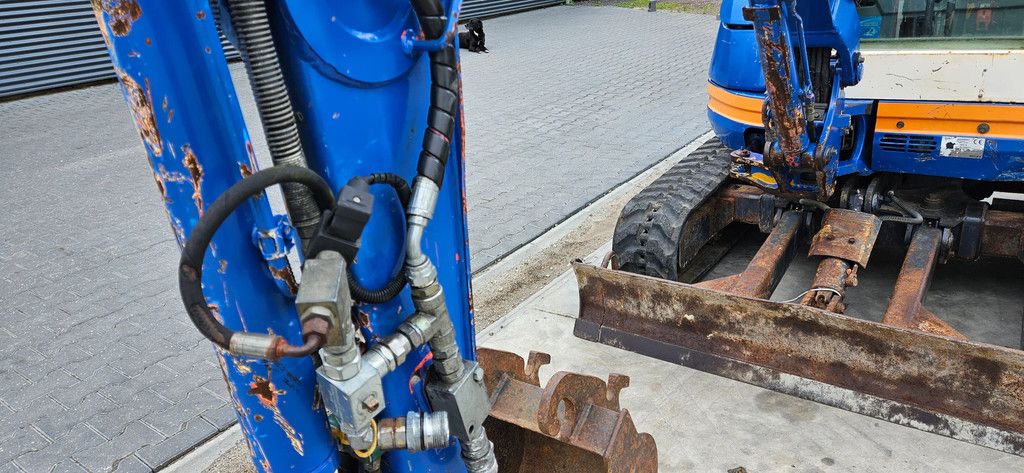 Kubota U 25