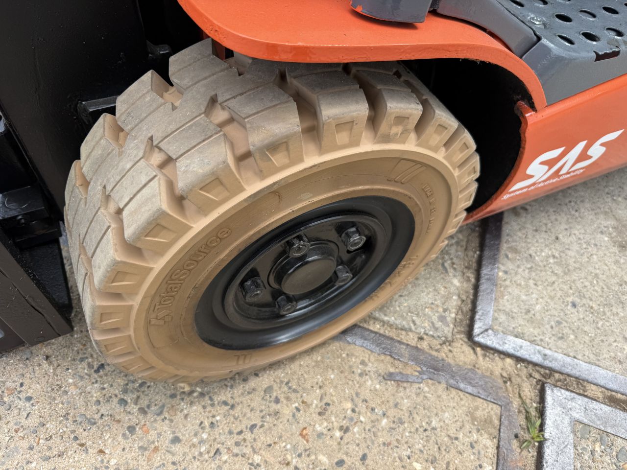 Toyota 1500KG BJ2018 3500uur triplo 5M Sideshift 92% accu