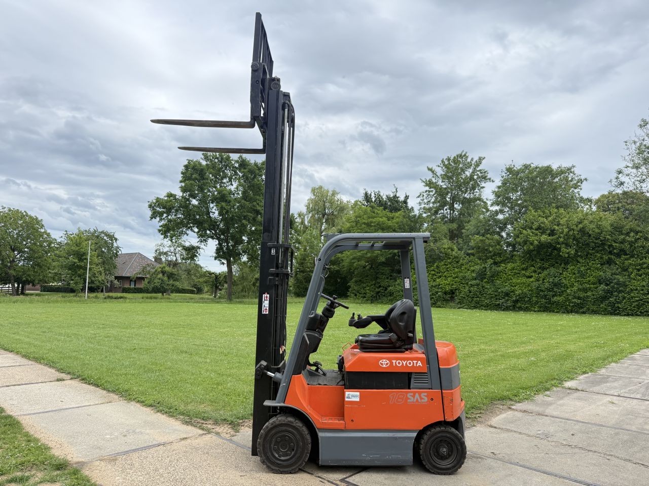 Toyota 1800KG elektrische heftruck Sideshift Vorkversteller