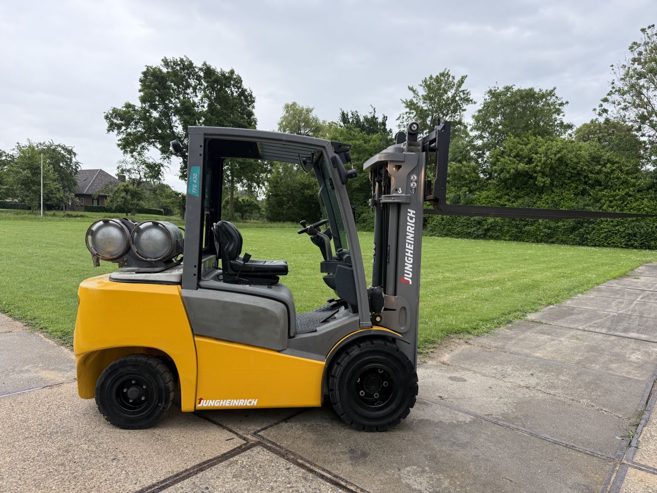 Jungheinrich 3 tonner lpg triplex Sideshift 1900uur 2017