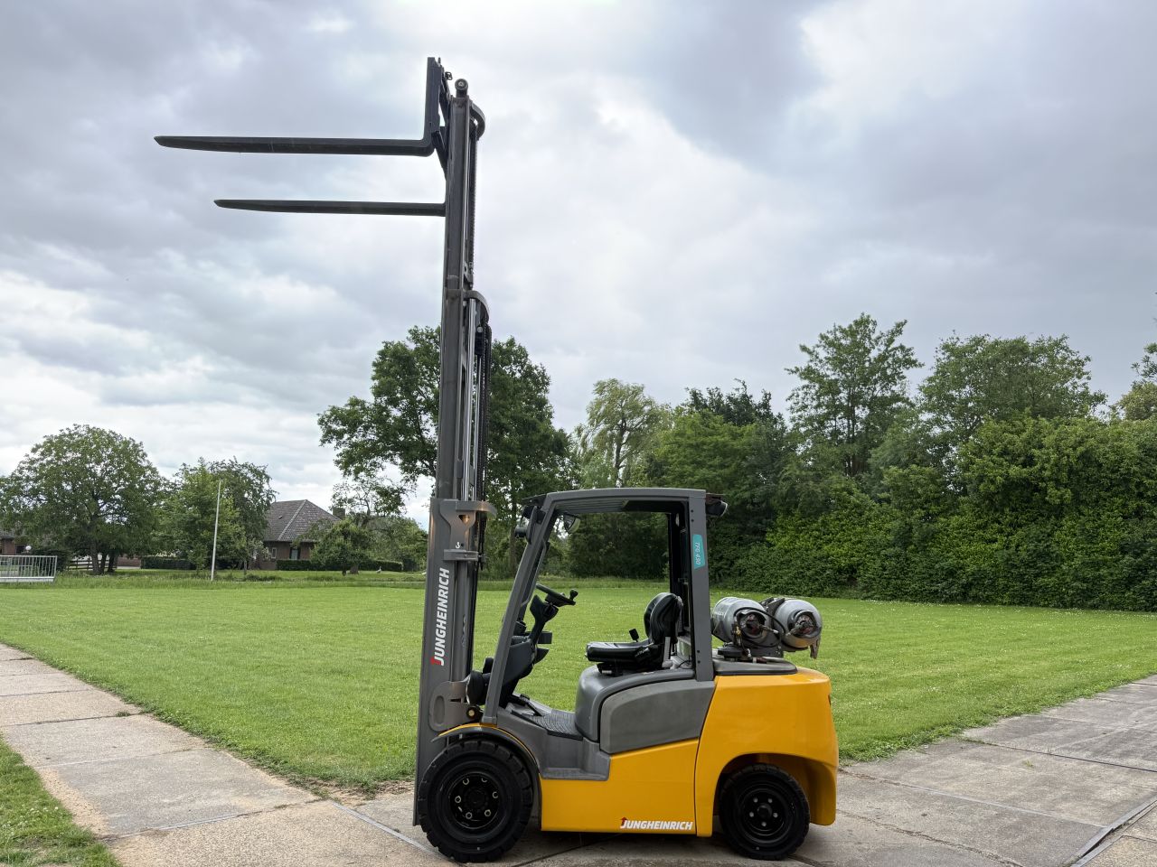 Jungheinrich 3 tonner lpg triplex Sideshift 1900uur 2017